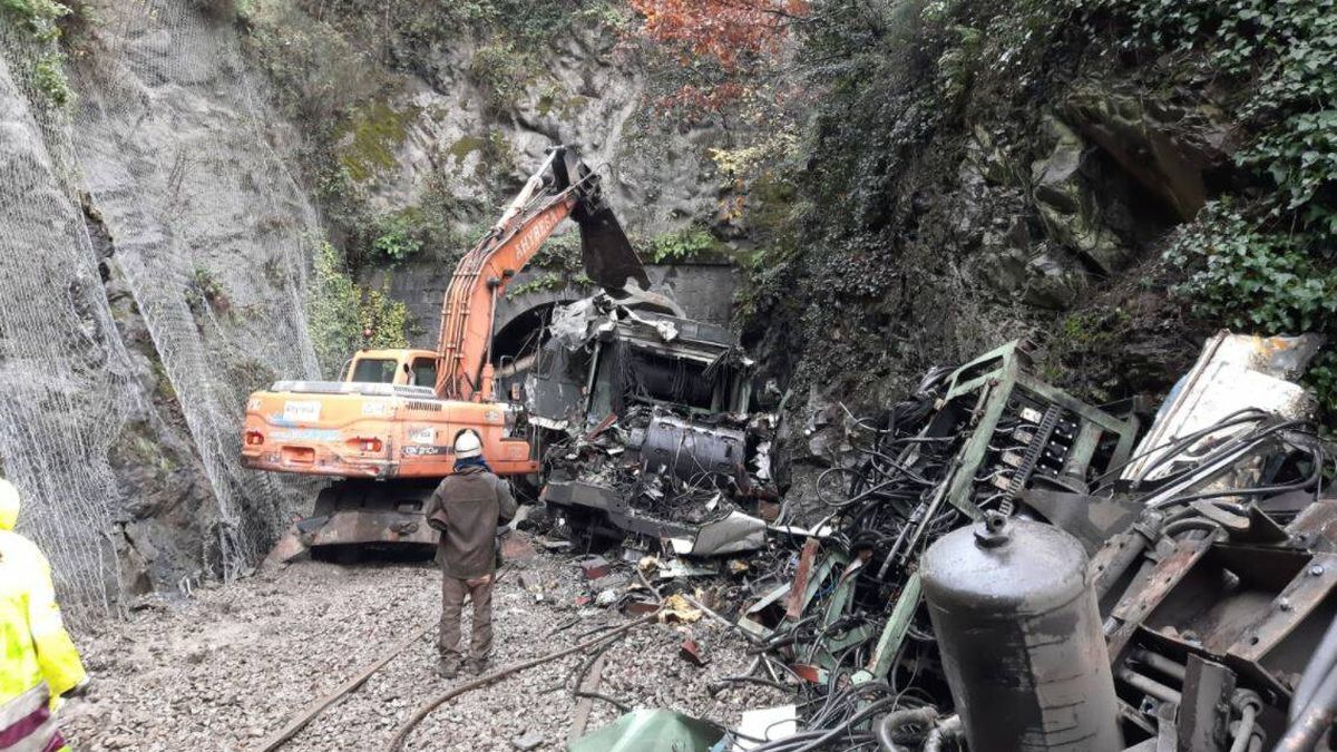 Reabierto el tráfico ferroviario entre Asturias y León tras once días cortado por un choque