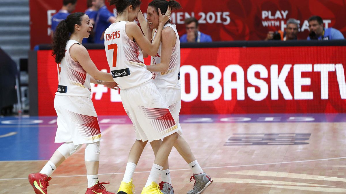 Anna Cruz mete a España en la lucha por las medallas en el EuroBasket