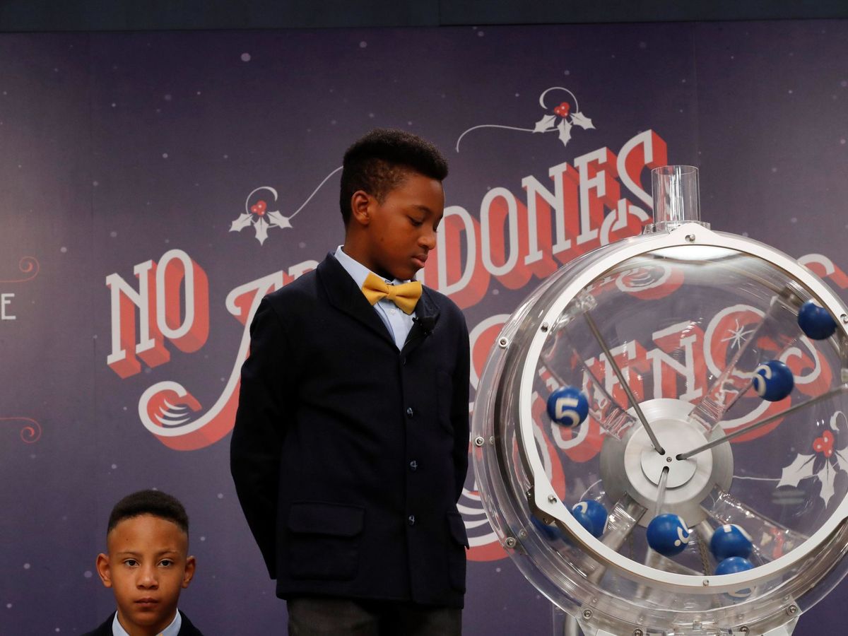 Foto: Vídeo del sorteo de la lotería del Niño 2023: sigue en 'streaming' el reparto de premios