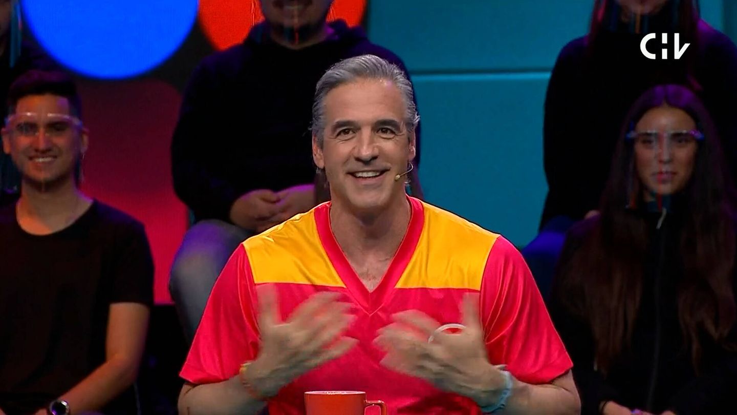 Paco de Benito, en su último programa en el 'Mundial de Pasapalabra'. (ECTV/Chilevisión)