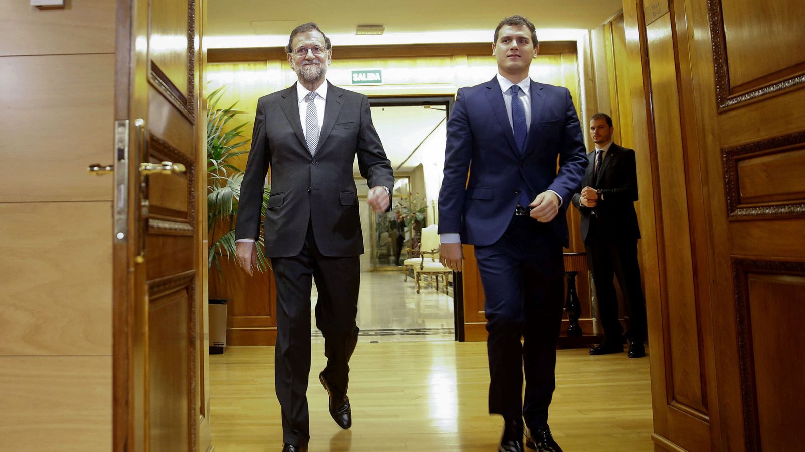 Foto: Rajoy y Rivera reunidos en el Congreso de los Diputados. (EFE)