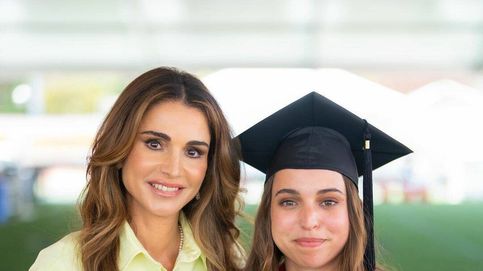 Rania de Jordania se derrite con su hija Salma y celebra el último de sus logros