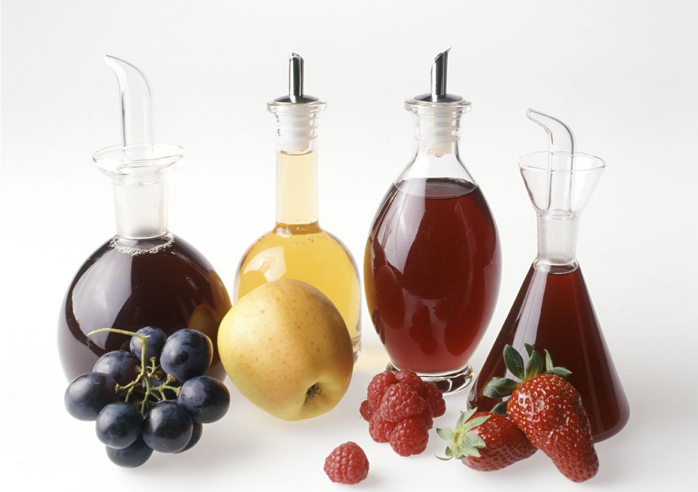 Foto: El vinagre se elabora a partir del alcohol procedente de cualquier fruta. (iStock)