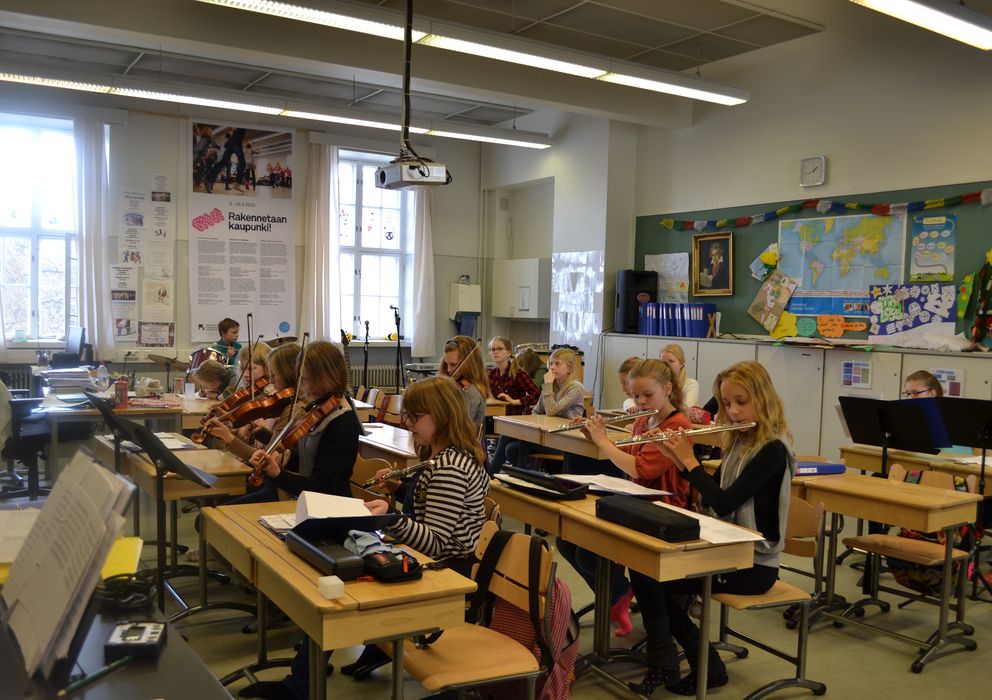 Foto: Alumnos del colegio público de educación primaria Kaisaniemi, en Helsinki, durante una clase (P.D. Jiménez).