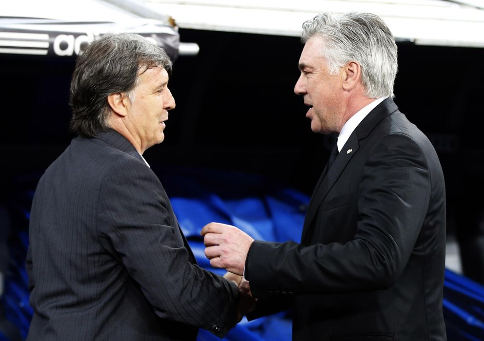 Foto: Ancelotti y Martino, antes del Real Madrid-Barcelona (Reuters)