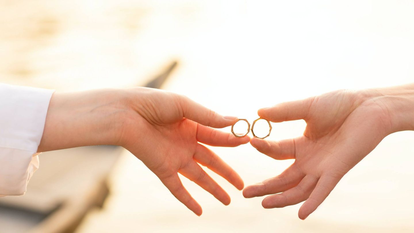 El significado del anillo para el matrimonio. (Pexels/Trần Long)