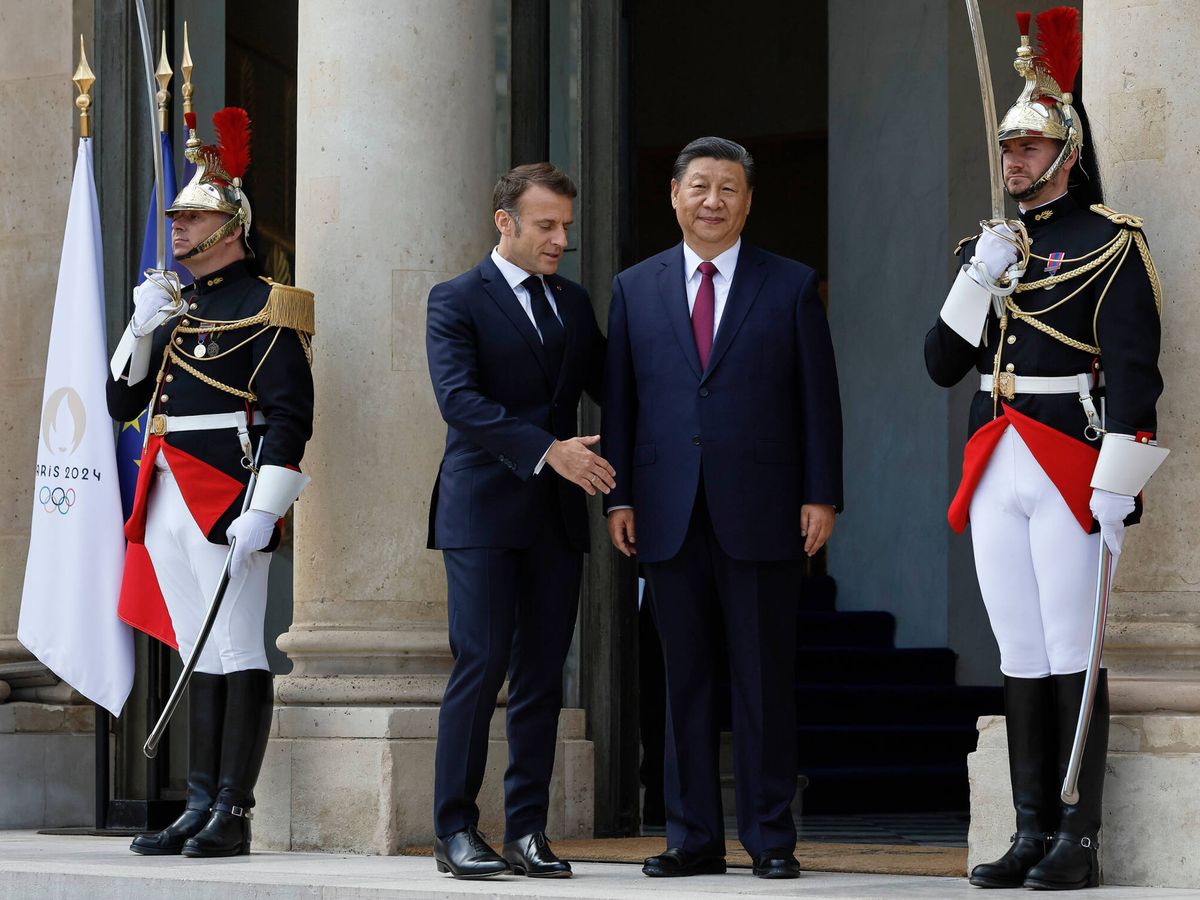 Foto: El presidente chino, Xi Jinping, y el presidente francés, Emmanuel Macron, en el Palacio del Elíseo, este lunes. (Getty/Kiran Ridley)