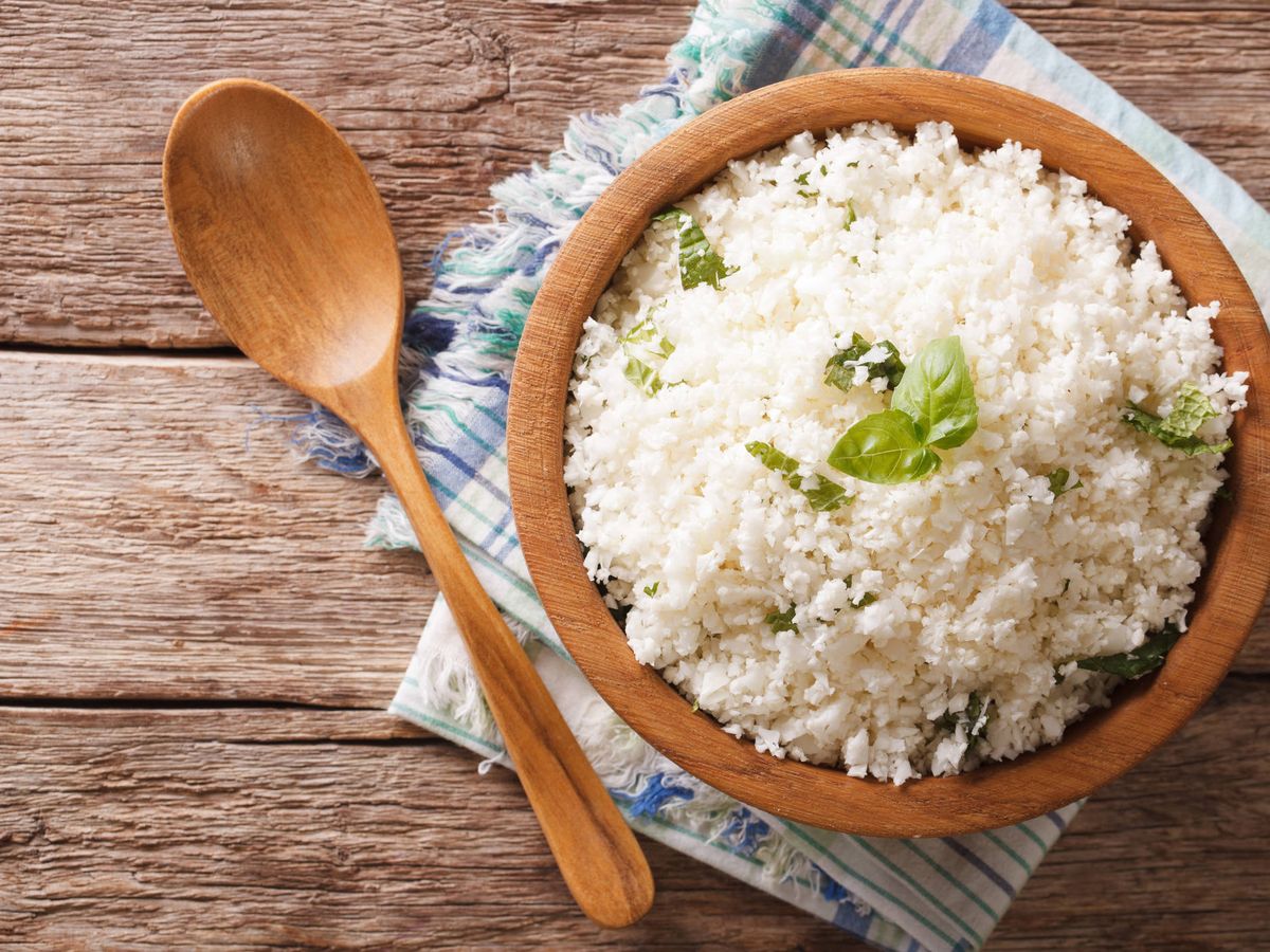 Foto: Un sanitario desvela los peligros que esconde comer arroz recalentado (iStock)