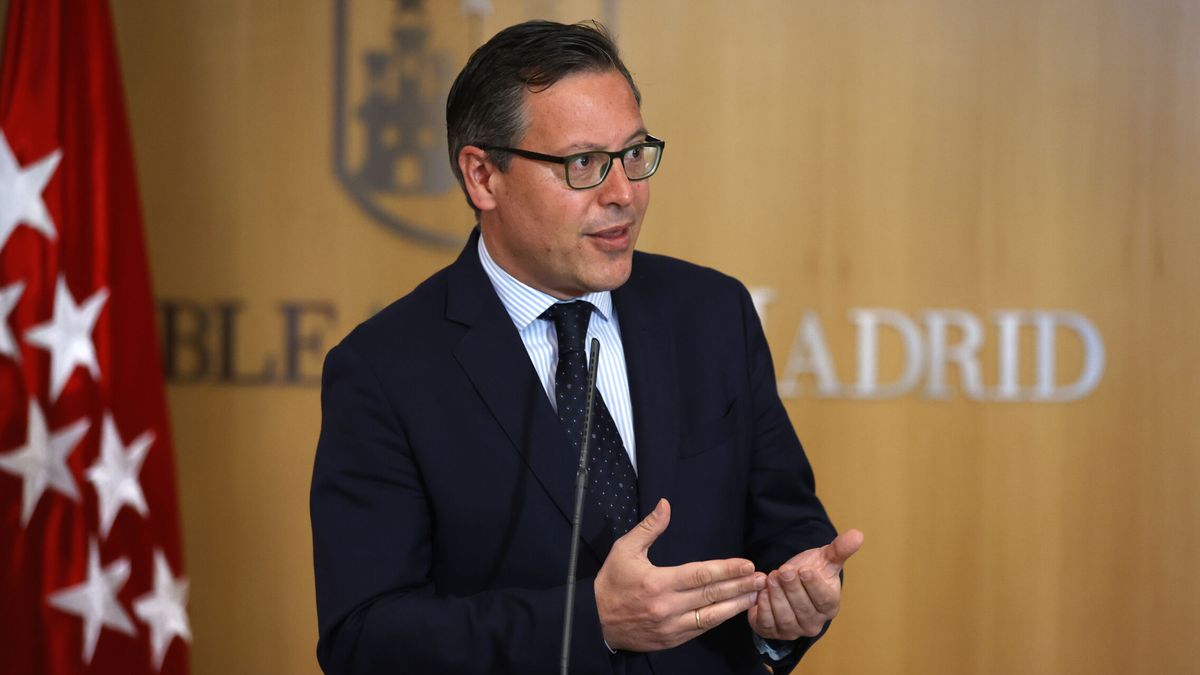 Ayuso confirma que el nuevo secretario general del PP de Madrid será Alfonso Serrano