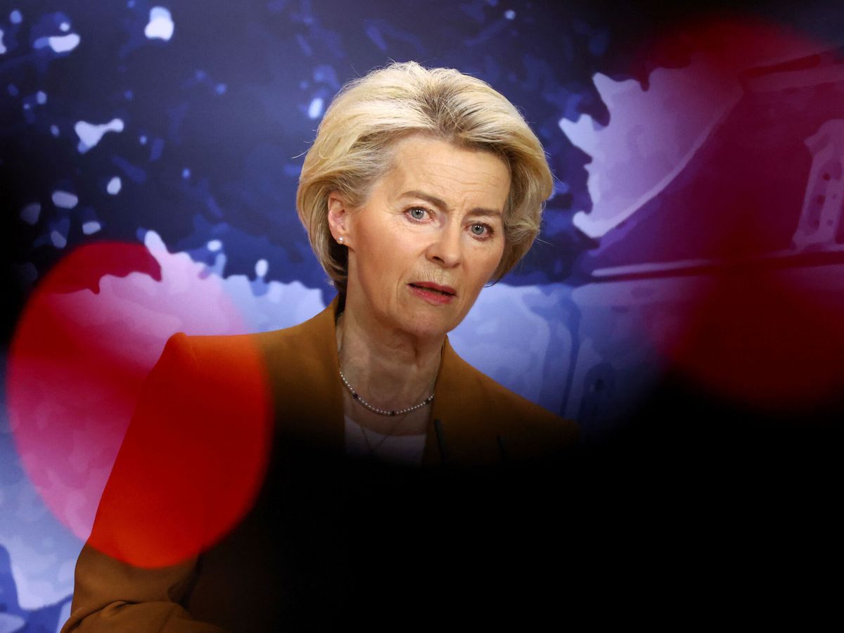 Foto: La presidenta de la Comisión Europea, Ursula von der Leyen. (Reuters/Fabrizio Bensch)