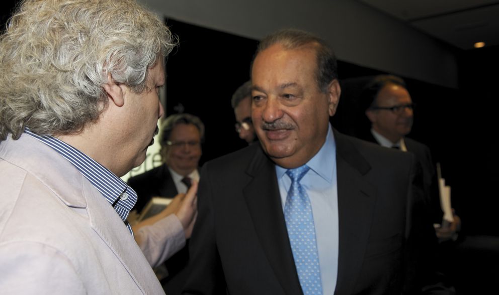 El emprendedor catalán, junto a Carlos Slim