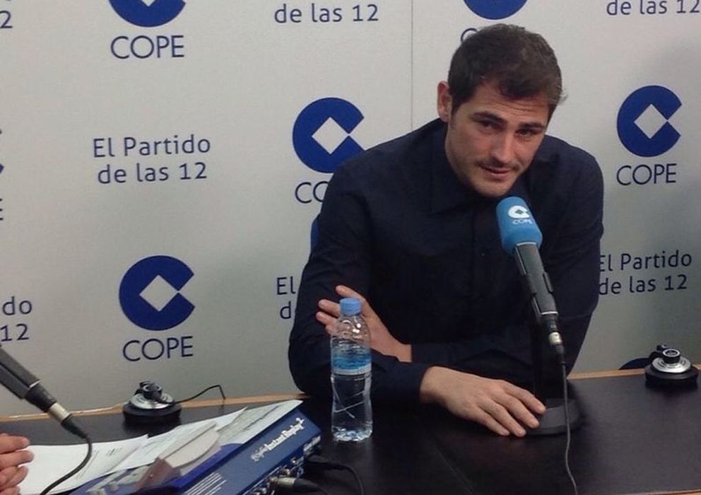 Foto: Casillas pasó por el Partido de las 12 de la Cope.