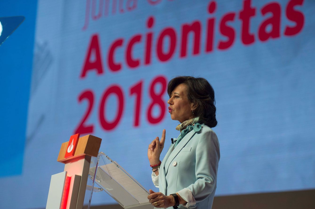La presidenta del Banco Santander, Ana Botín, en la junta general de 2018. (EFE)