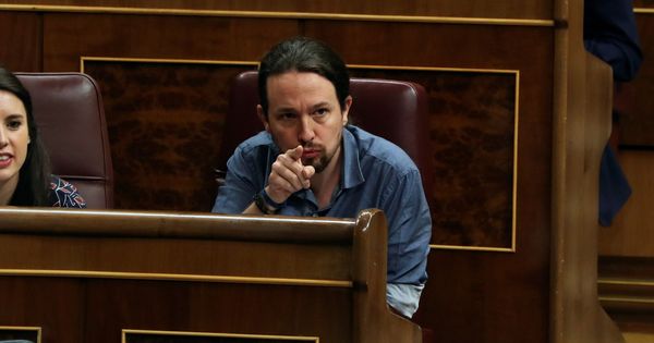 Foto: El líder de Podemos, Pablo Iglesias, durante la sesión de control al Gobierno. (EFE)
