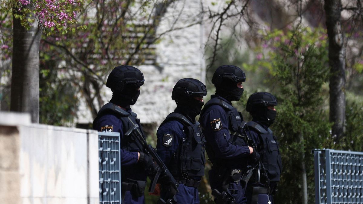 La Policía lusa descarta terrorismo en el ataque al centro ismaelí y apunta a un brote psicótico