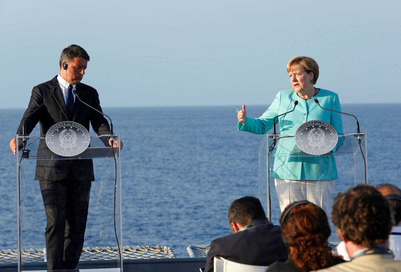 Los esfuerzos desesperados de Merkel para salvar la UE... y su futuro político