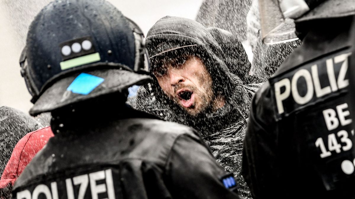 Más de 350 detenidos en una protesta contra las restricciones de la pandemia en Berlín