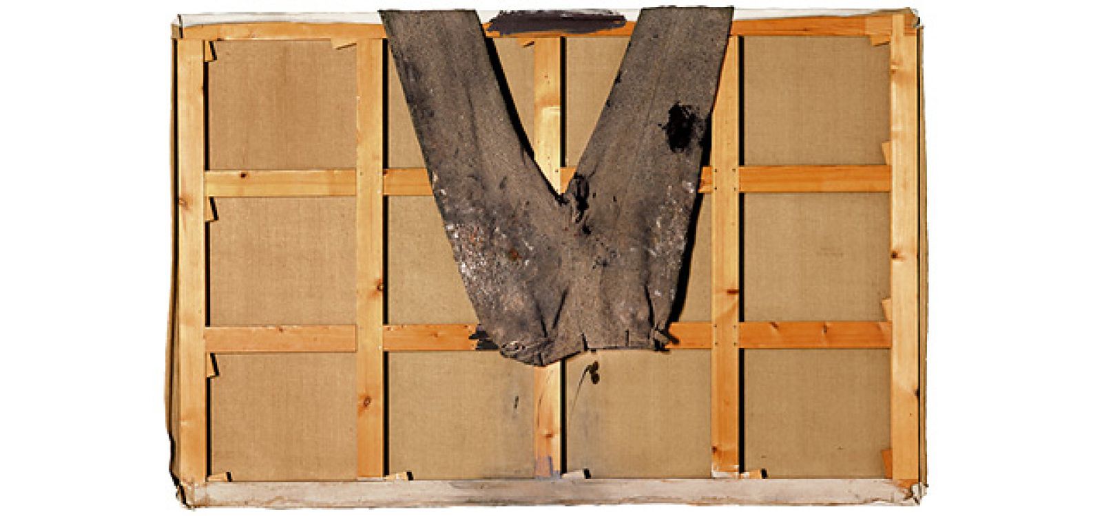 Foto: Antoni Tàpies y su fondo de armario