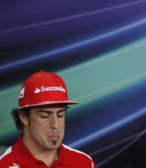 Foto: Alonso no arriesgará en Sepang para "defender el mayor número de puntos"