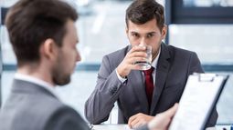 Cambiar con frecuencia de trabajo no dice nada bueno del empleado... O tal vez sí