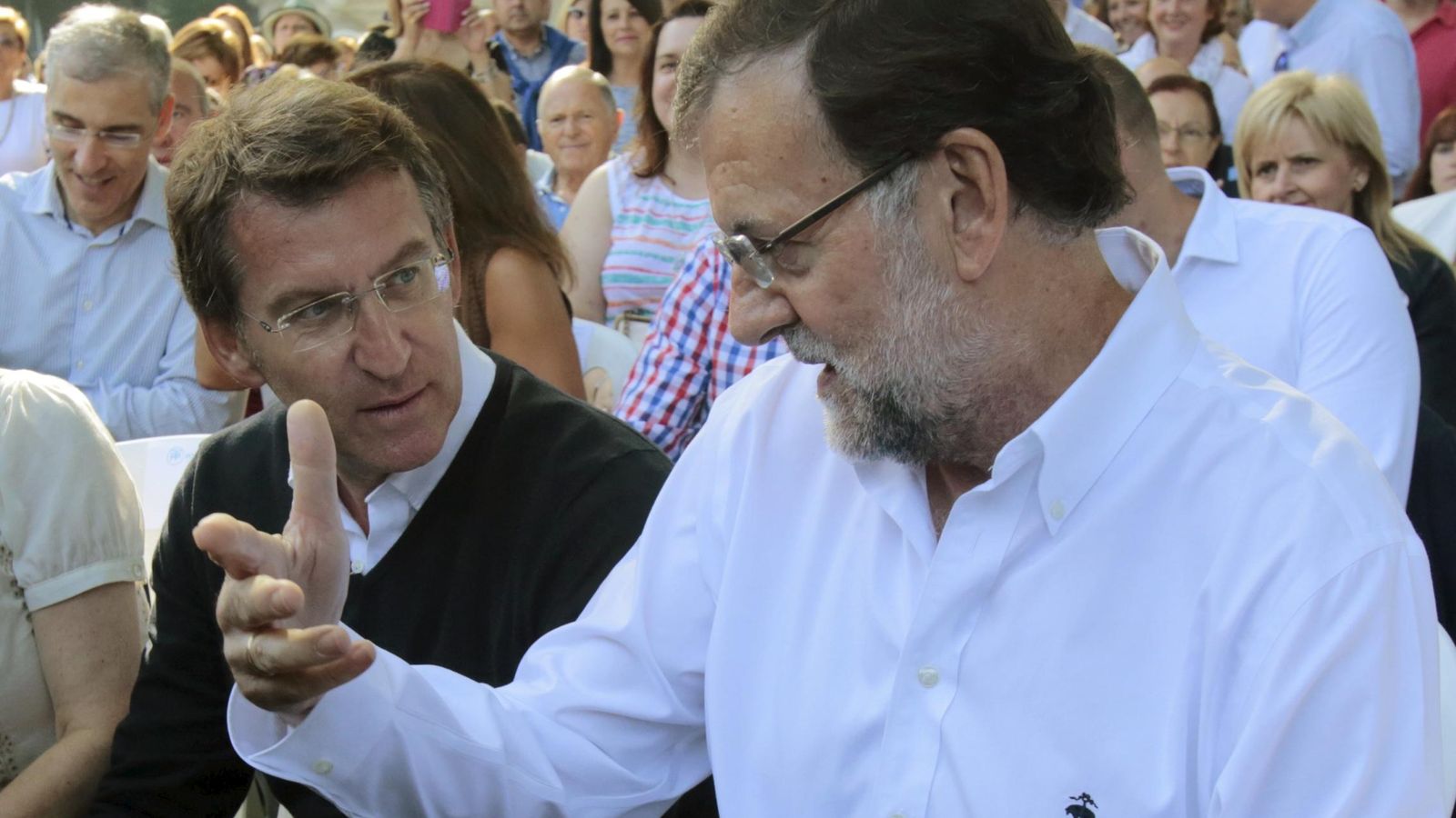 Foto: Mariano Rajoy con Alberto Núñez Feijóo en un acto del PP gallego. (Reuters)