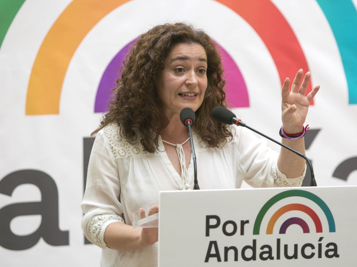 Foto: Inma Nieto, en un acto de Por Andalucía en Málaga. (EFE/Álvaro Cabrera)