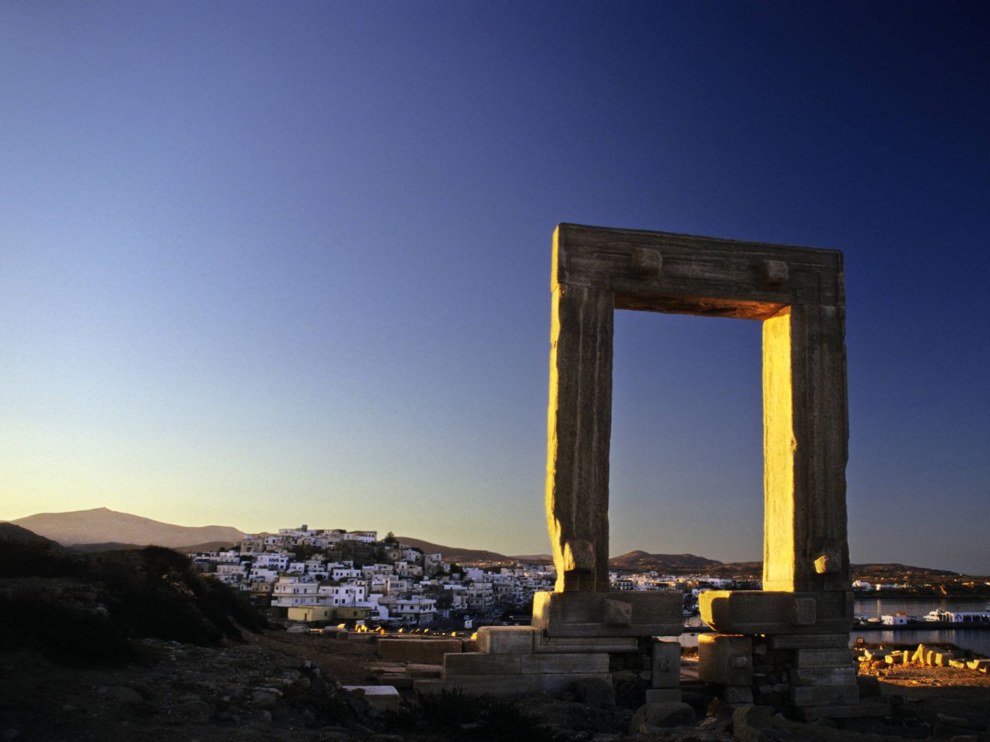 La gran puerta de Apolo en Naxos. (iStock)