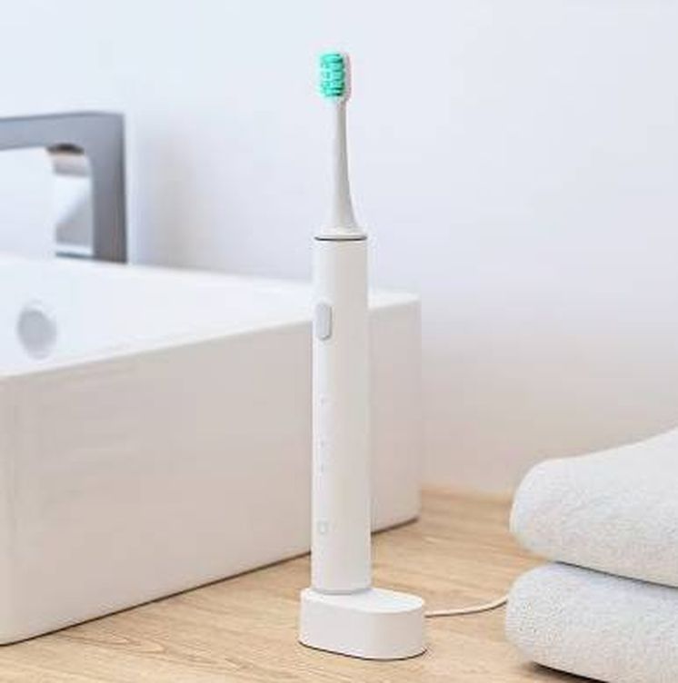 Otro cepillo que se preocupa por tus dientes más que tú.