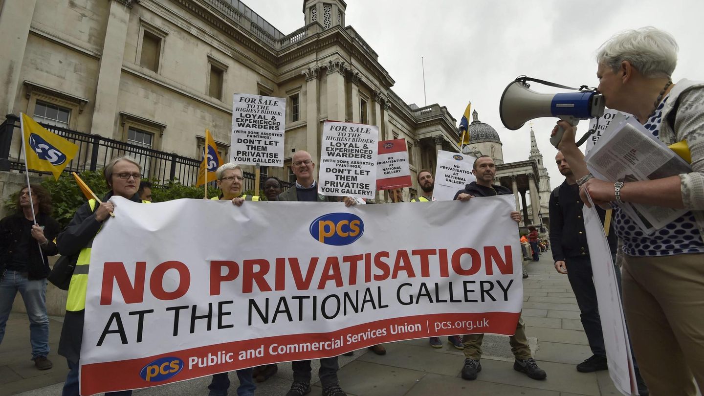 Trabajadores de la National Gallery, en huelga. (REUTERS)