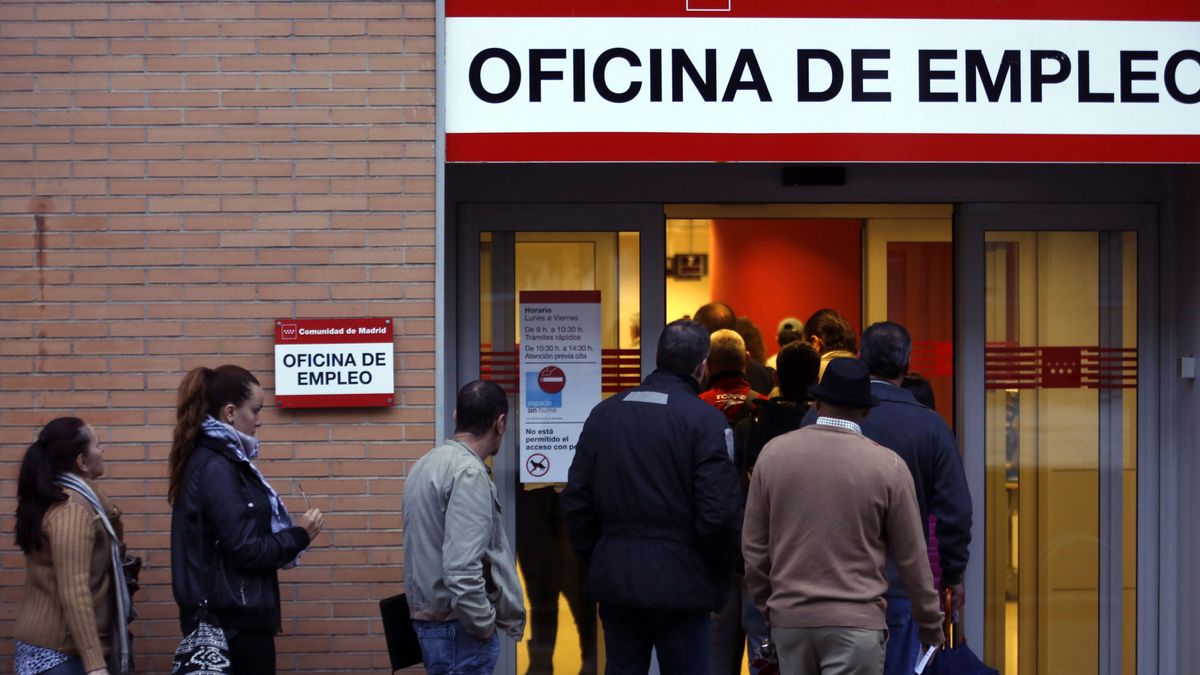 ¿Por qué cae tan rápido el paro? España ha perdido 760.000 activos en cinco años