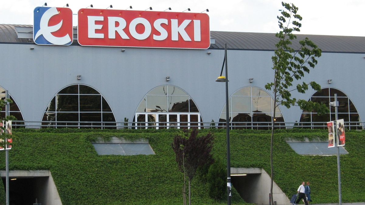 Eroski alcanza un acuerdo con la banca para reestructurar su deuda por 2.605 millones