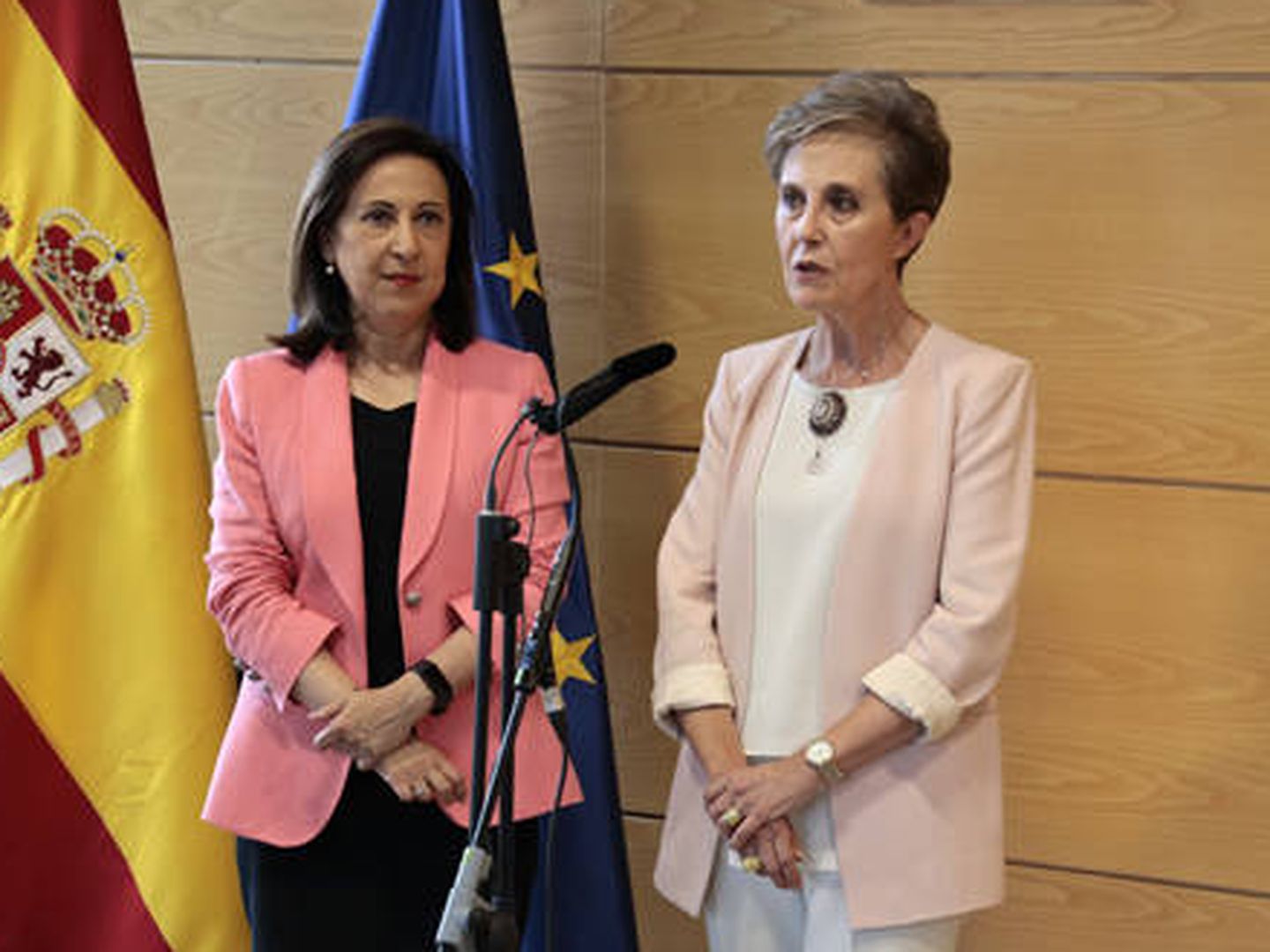 Paz Esteban, nueva directora del CNI, el pasado 9 de julio de 2019 con la ministra Margarita Robles. (CNI)