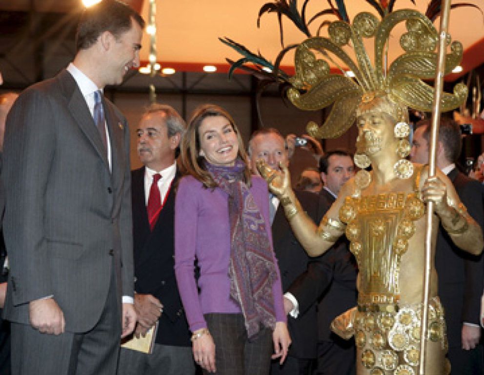 Foto: Los príncipes de Asturias inauguran Fitur 2009 en Ifema