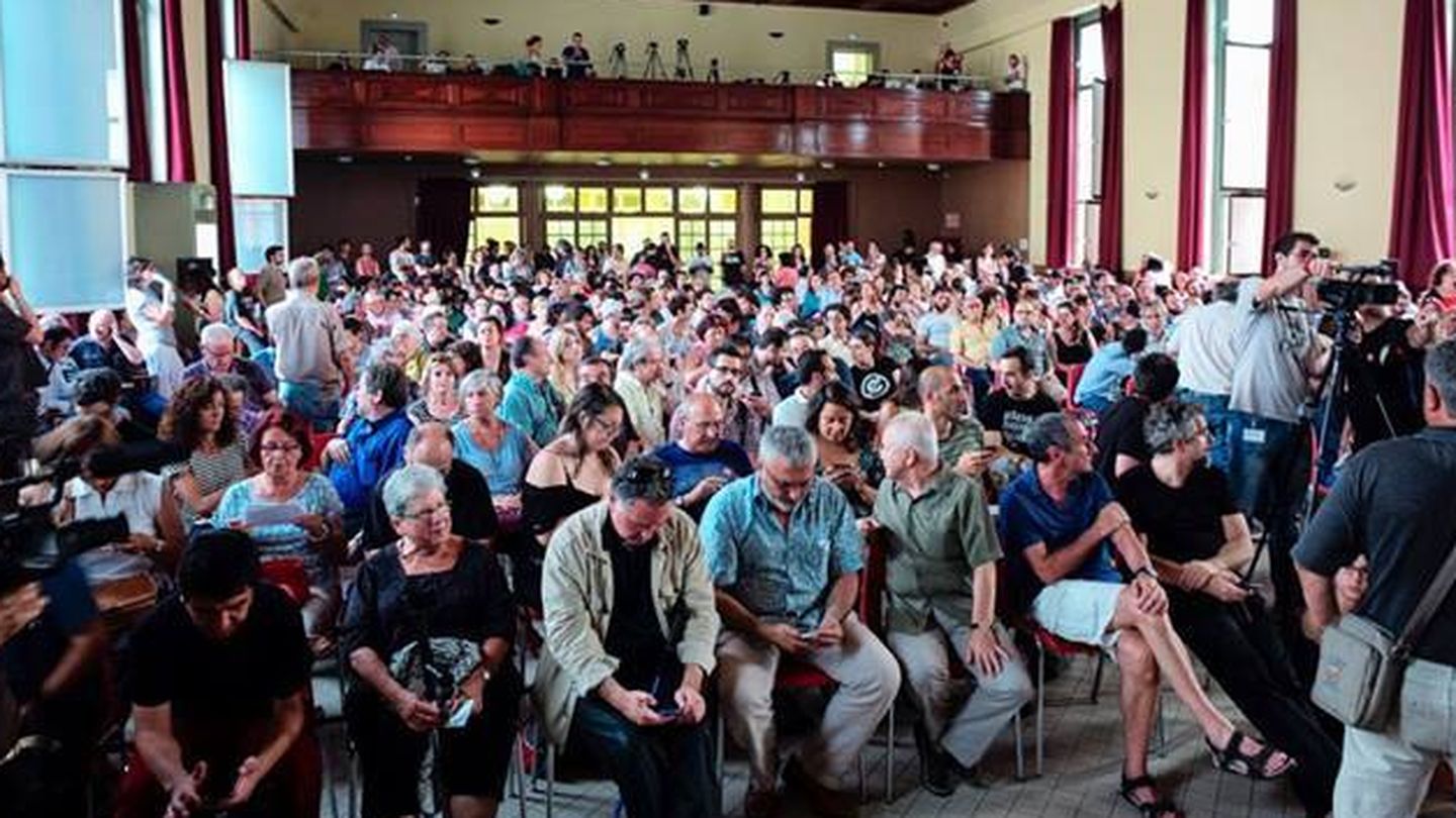 Público asistente a la presentación pública de Guanyem Barcelona. (Facebook/Guanyem)