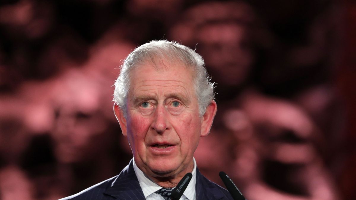 El príncipe Carlos reaparece tras dar positivo por coronavirus: su primera imagen