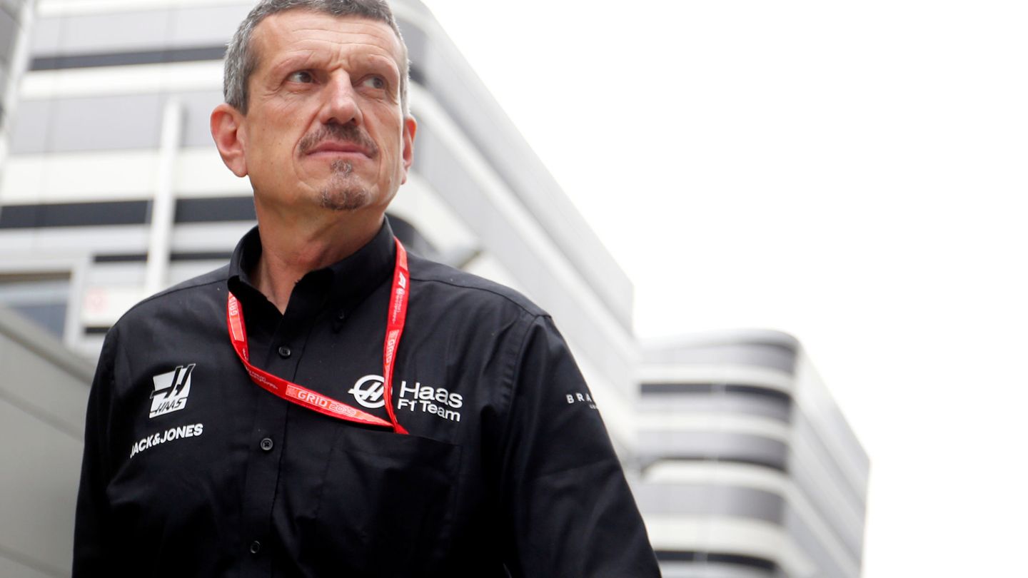 Guenther Steiner tiene un futuro complicado por delante con Haas. (Reuters)