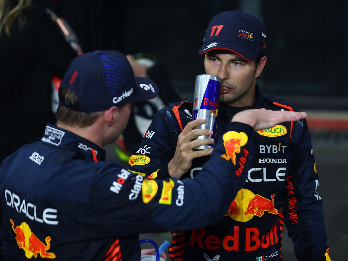 Foto: Verstappen y Pérez están condenados a polémicos mano a mano en la pista. (Reuters/Rula Rouhana)