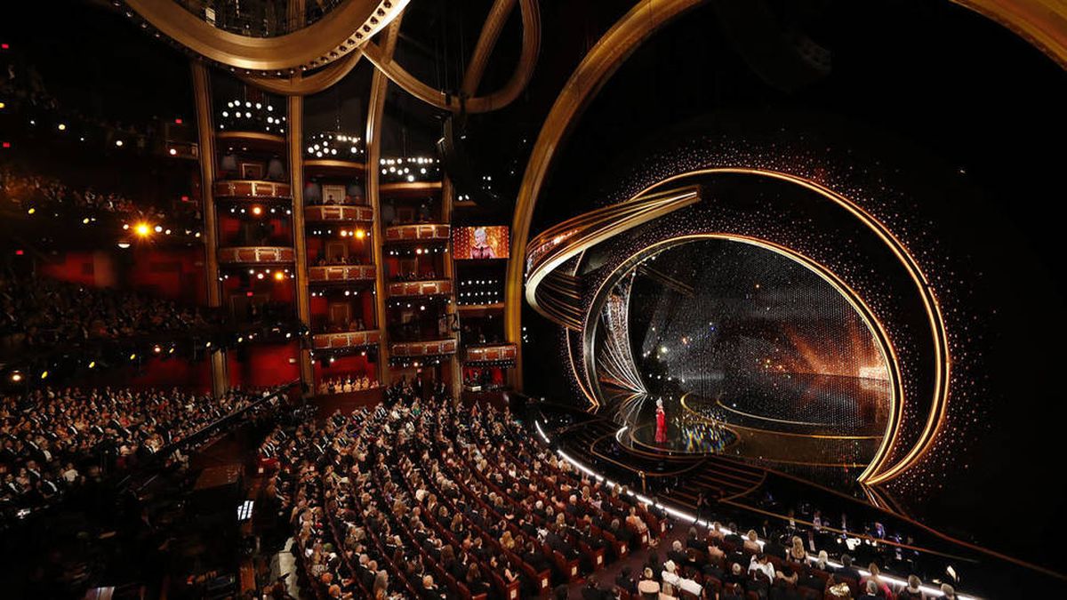 Hollywood prepara su gala de los Oscar en pandemia: al aire libre y sin videollamadas