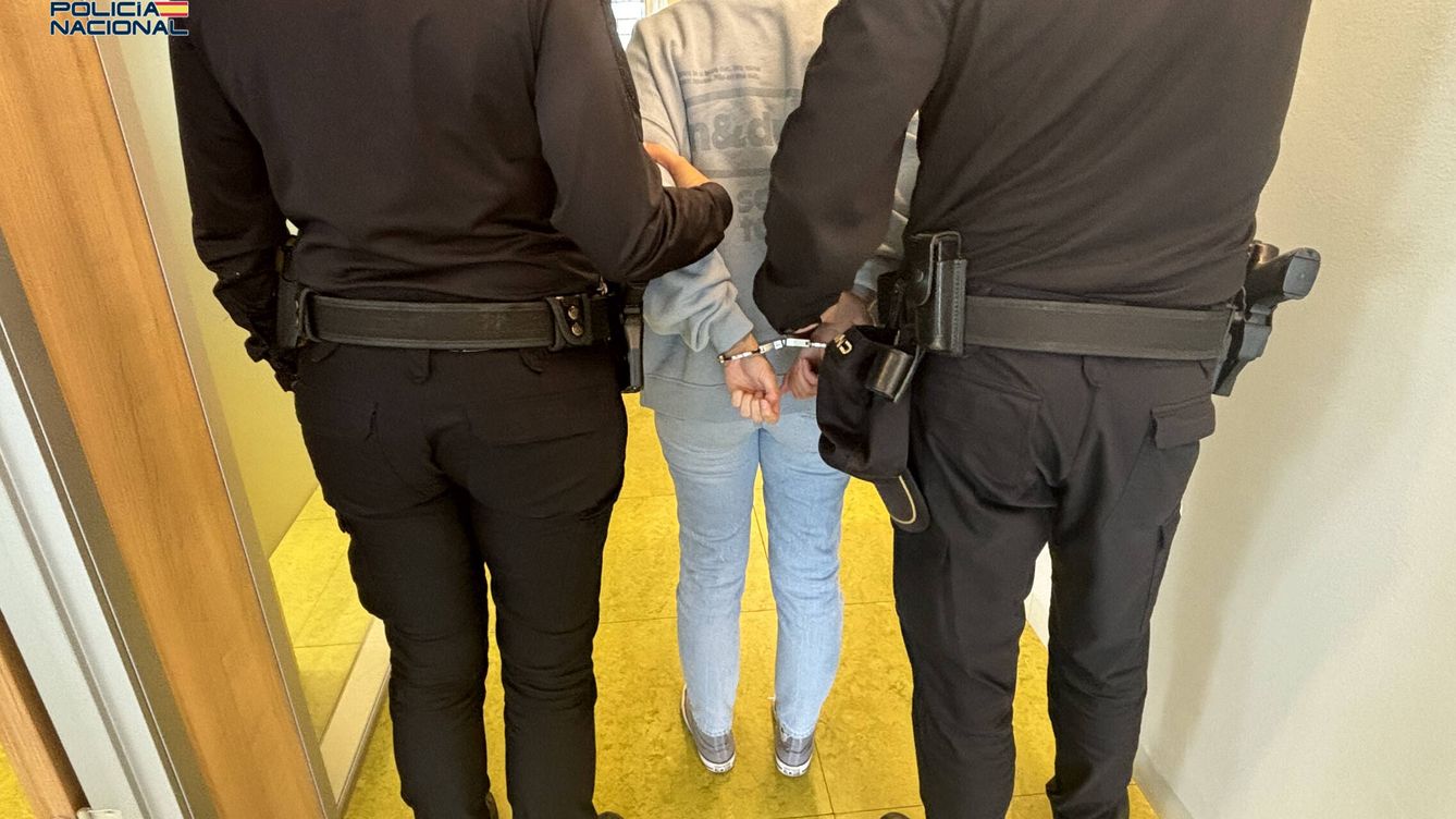 Detenida una mujer en Logroño por dejar sola a su hija para irse de fiesta: No iba a volver tarde