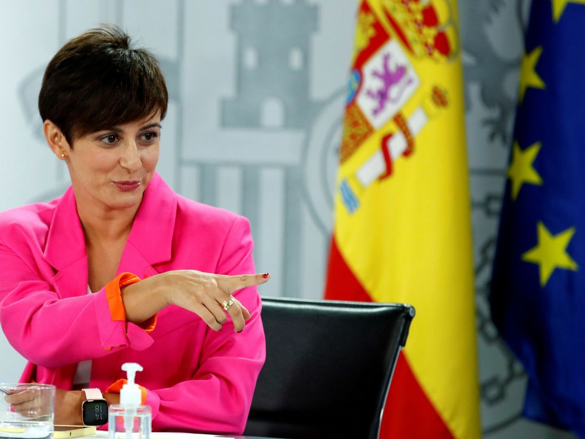 Foto: La portavoz del Gobierno, Isabel Rodríguez, durante la rueda de prensa posterior al Consejo de Ministros. (EFE)