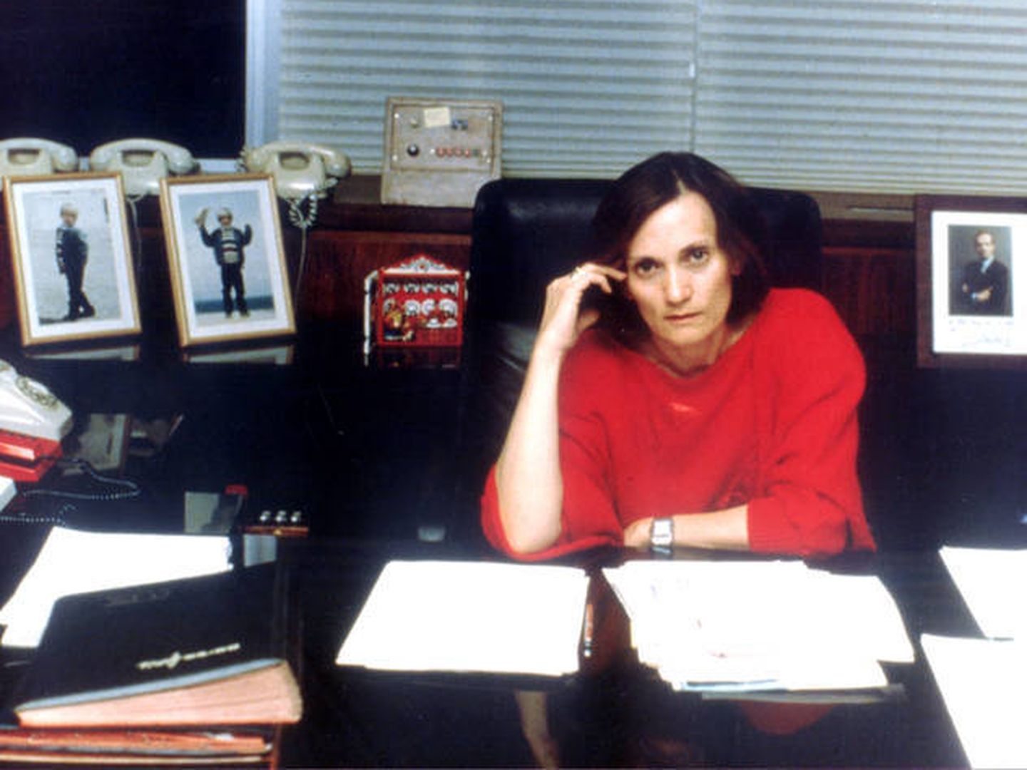 Pilar Miró en su despacho. (TVE)