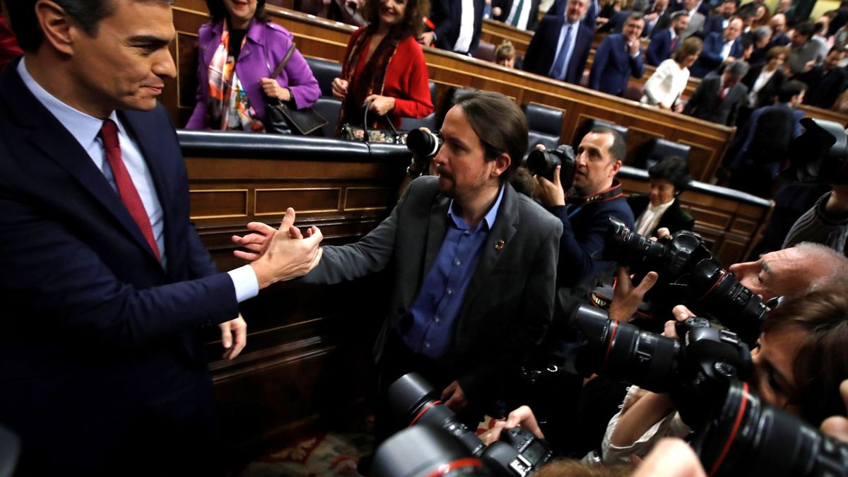 Sánchez logra por la mínima el primer Gobierno de coalición de la democracia