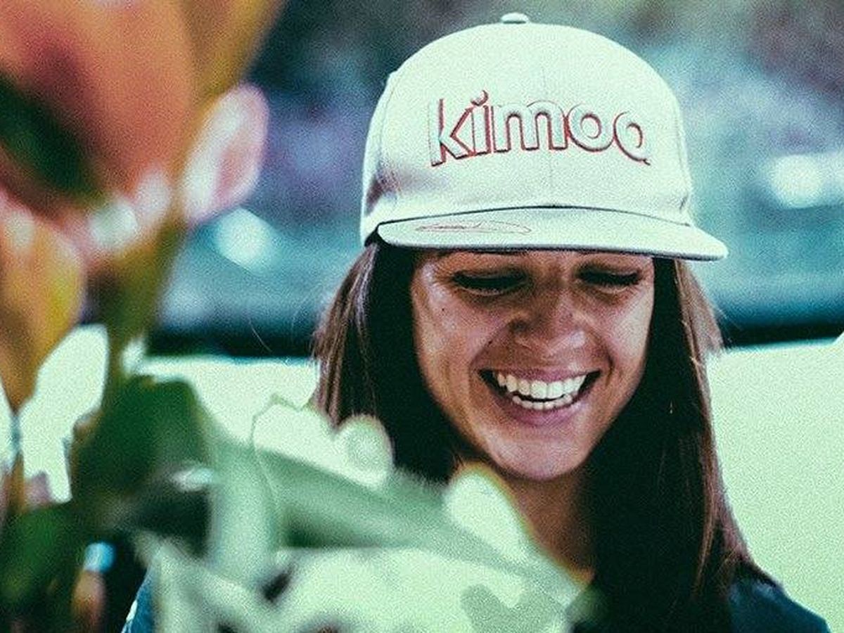 Foto: Cristina Gutiérrez con la gorra de su patrocinador, Kimoa. (@Cris_Tortu)
