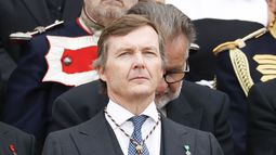 Pedro de Borbón-Dos Sicilias acompaña a Felipe VI en San Lorenzo de El Escorial en el capítulo de la Real Orden de San Hermenegildo
