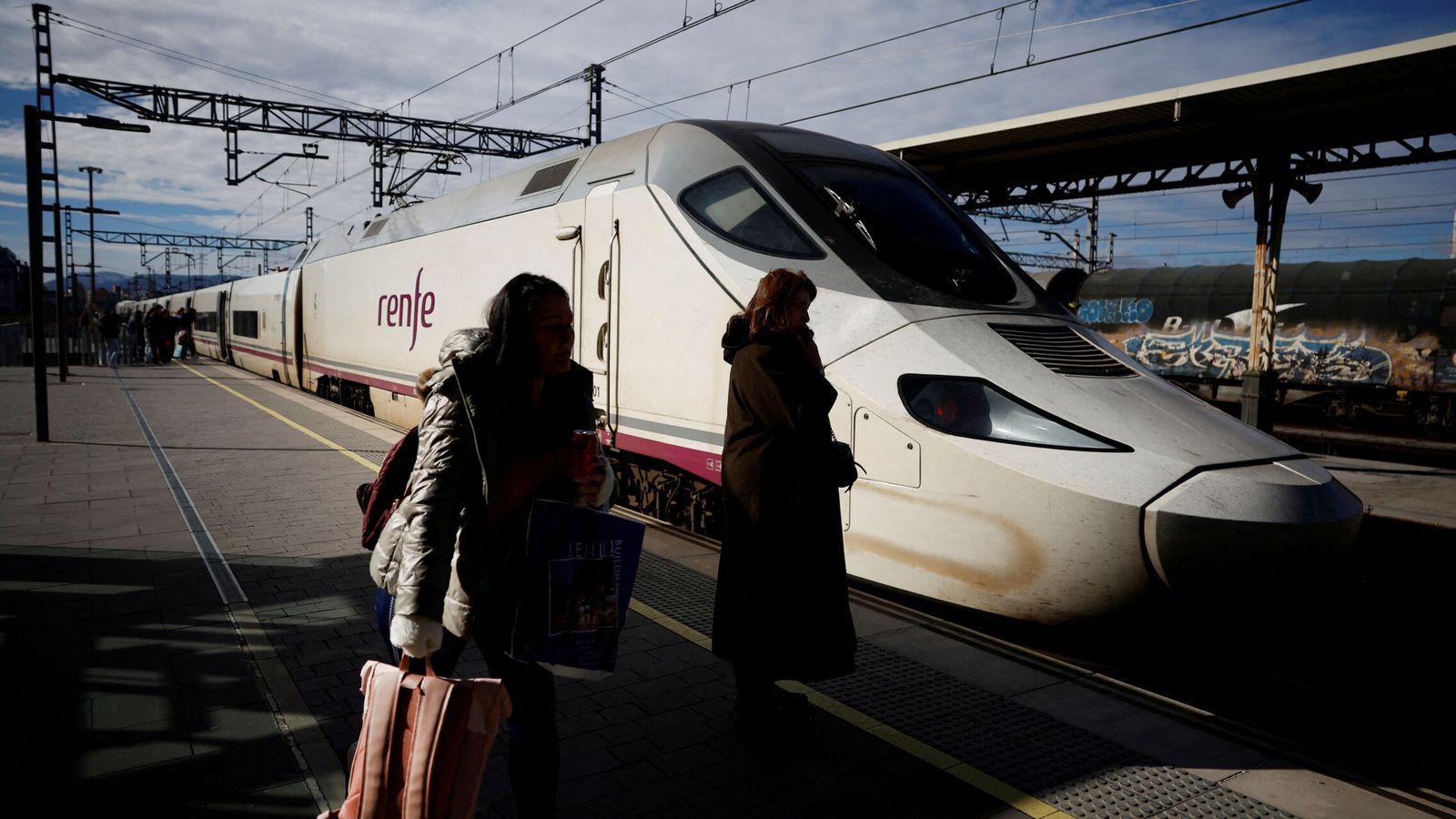 Talgo pagará la multa de 116 millones de Renfe por los retrasos a partir de 2032 y los seis años siguientes