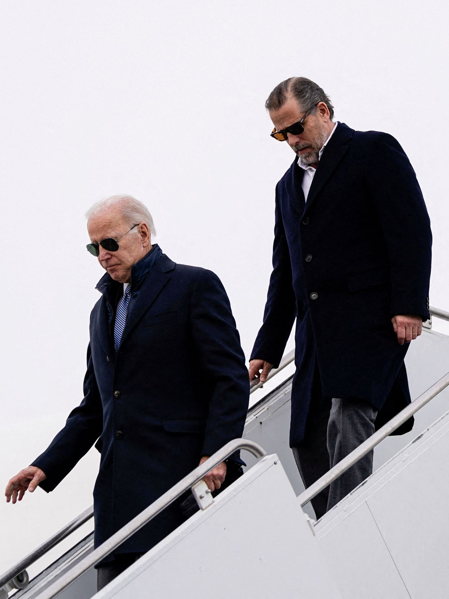 Joe y Hunter Biden, en 2023. (Reuters/Elizabeth Frantz)