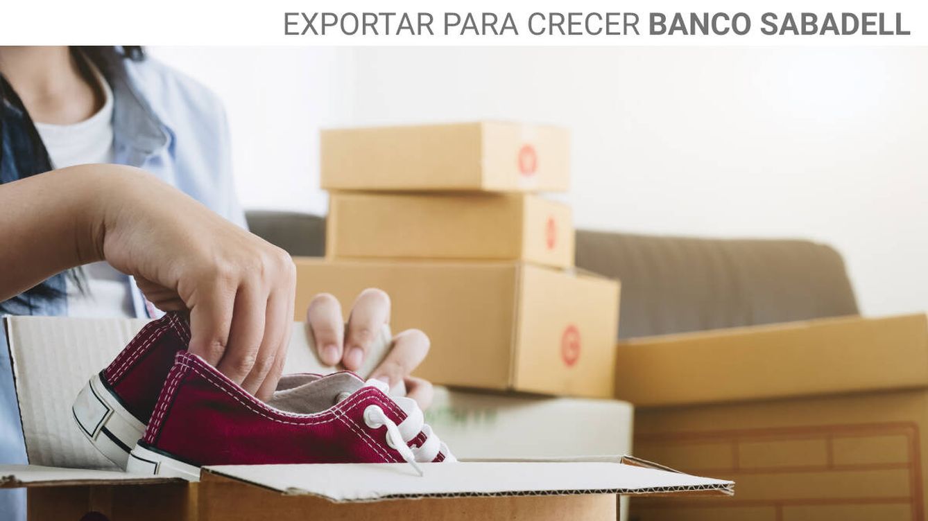 Los retos de dos empresas alicantinas para vender zapatos fuera de España