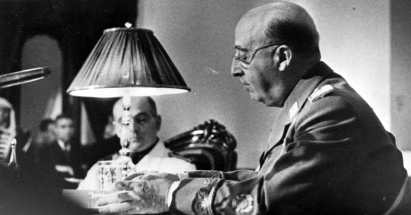 Foto: Franco, retratado el 12 de marzo de 1963. (Cordon Press)