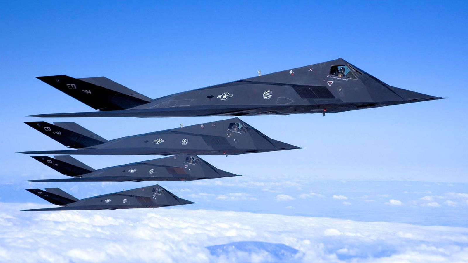 Foto: Una flota de F-117 Nighthawk de las fuerzas aéreas de EEUU
