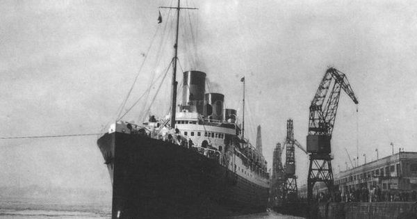 Foto: En noviembre de 1939 el vapor Mssilia llega a Buenos Aires con 147 exiliados españoles